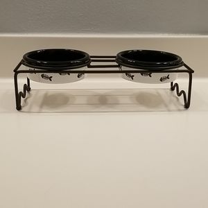 Cat food/water bowl and stand